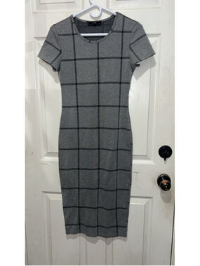 Women's VIBE Gray & Black Plaid Short Sleeve Bodycon Dress M
